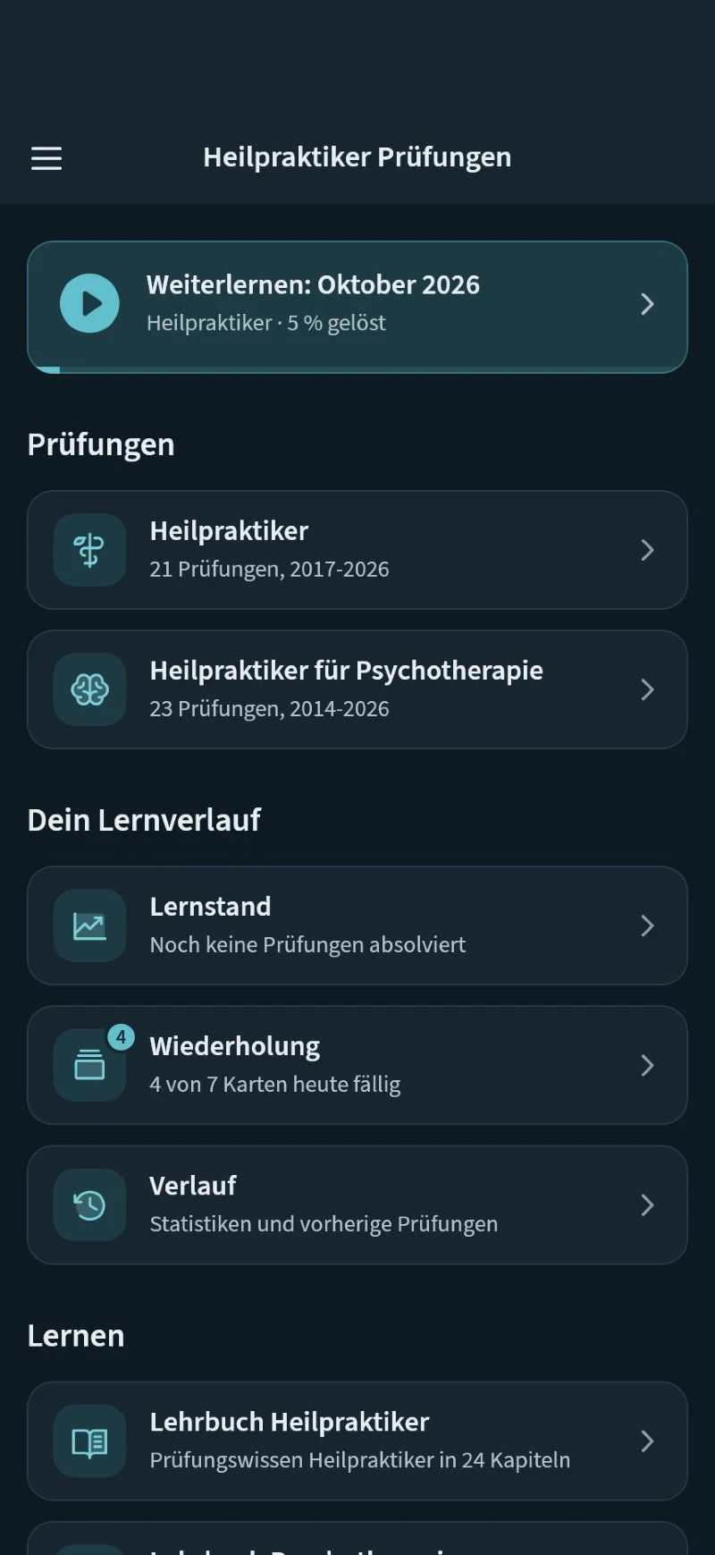 Startbildschirm der Heilpraktiker App im Dunkelmodus mit Weiterlernen, Prüfungen und Lernverlauf